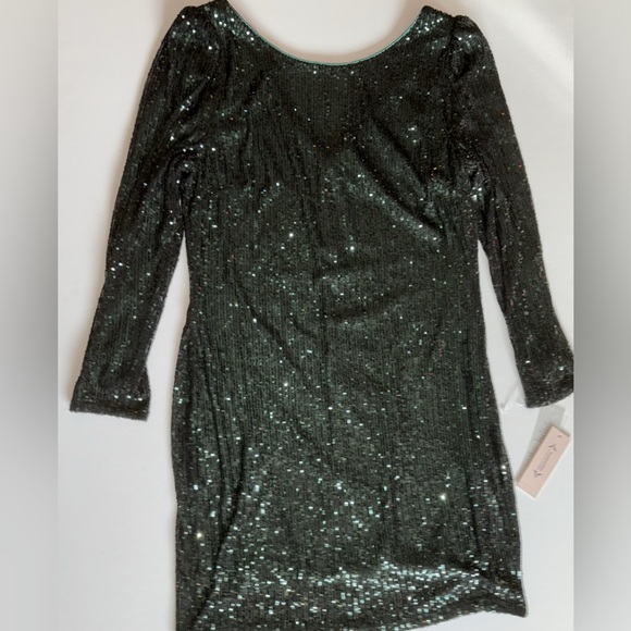 Green Sequin Dress Long Sleeve Size 16 NWT DARK GREEN SEQUINS MINI DRESS - Picture 1 of 16